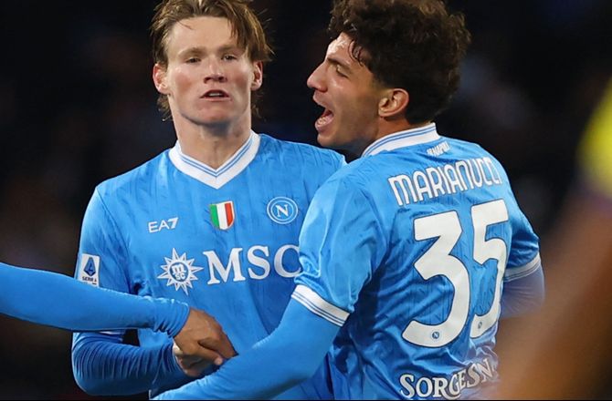 Serie A -Napoli-spiller ude med knæskade