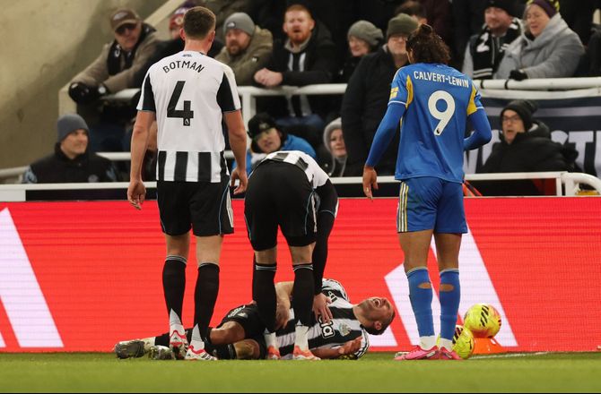 Premier League -Gode nyheder: Schär forventes klar igen denne sæson
