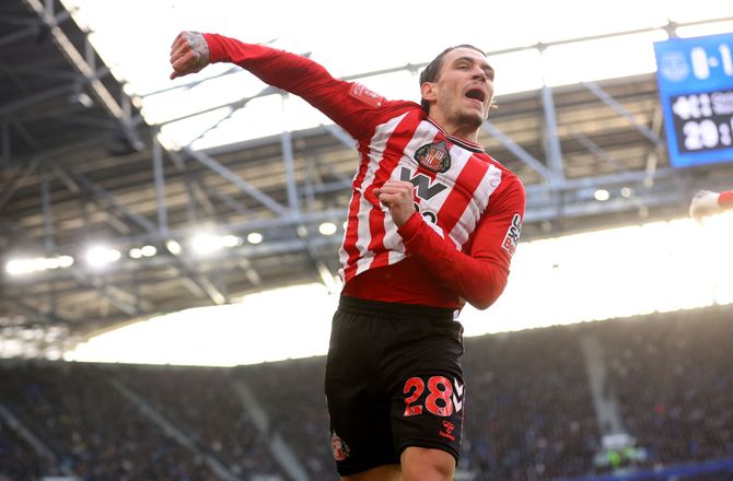 Premier League -Le Fee forklarer kort Roma-ophold: Jeg var ked af det