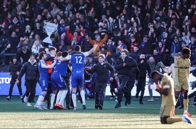 FA Cup -Gode billeder: Palace-bødler i fællessang til Adele