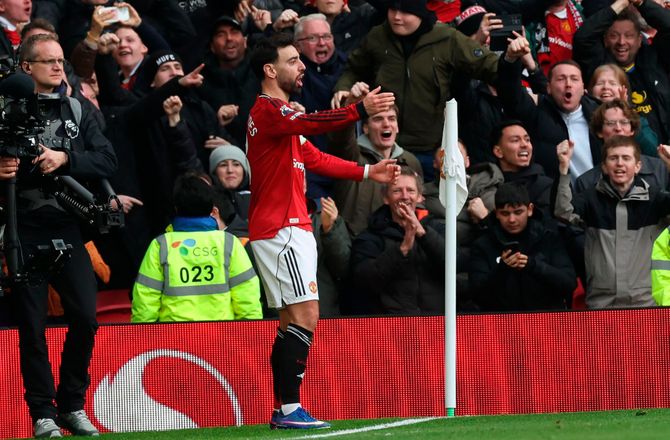Premier League -Se billederne: Offside spolerer to United-mål