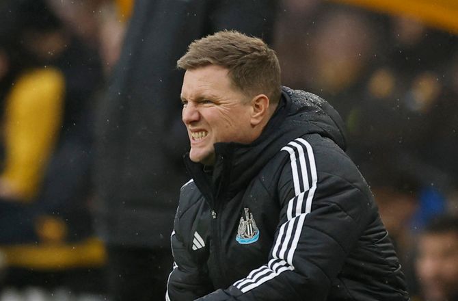 Premier League -Trods svingende resultater: Newcastle-boss freder Howe for nu