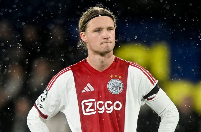 Æresdivisionen -Dolberg atter bænket i storsejr - FCK-emne udeladt
