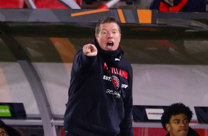 Europa League -Tullberg er træt af FCM-fejl: For 'sloppy' og ringe