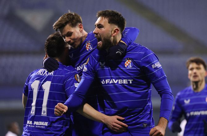 1. Division -Tre hattricks i fem kampe: Zagreb-angriber i absurd målform