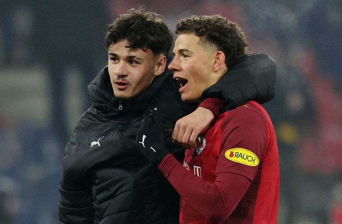 Bundesliga -Efter drama: Clement Bischoff træner med rugeklub