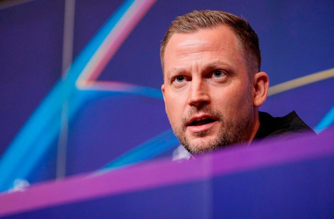 Champions League -Neestrup mærker pres: Den hvide trøje forpligter altid