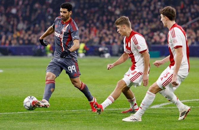 Premier League -Officielt: Newcastle køber Ajax-talent