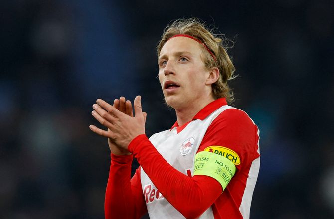 Ligue 1 -Bekræftet: Mads Bidstrup skifter til Lyon