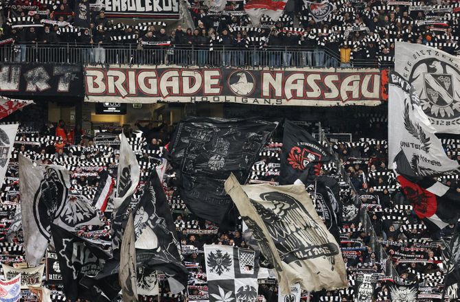 Bundesliga -Frankfurt skiller sig af med kroatisk stopper
