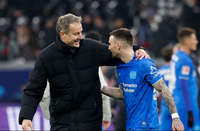 Bundesliga -Hjulmand roser danskerduo efter sejr i Frankfurt