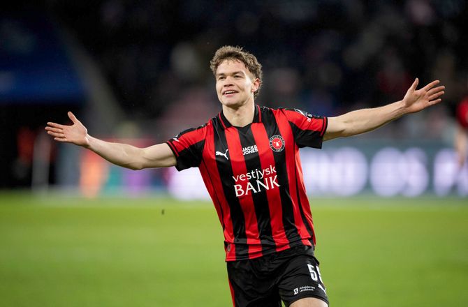 3F Superliga -Bak brillerede foran Riemer: Alle drømmer om landsholdet