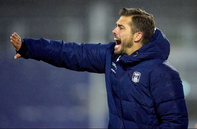 3F Superliga -AGF-træner: Underligt FCK er ude