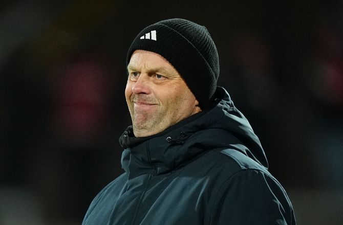 3F Superliga -17-årig starter: Vejle skifter fire mod FCN