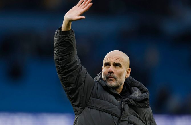 Premier League -Alene på tredjepladsen: Guardiola vinder PL-pris