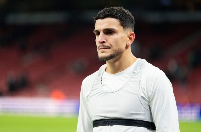 3F Superliga -Neestrup forklarer Elyounoussi-fravalg: Syg i flere dage