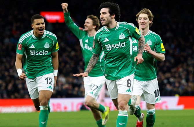 FA Cup -Newcastle-comeback: To Tonali-drøn annullerede Villas offside-mål