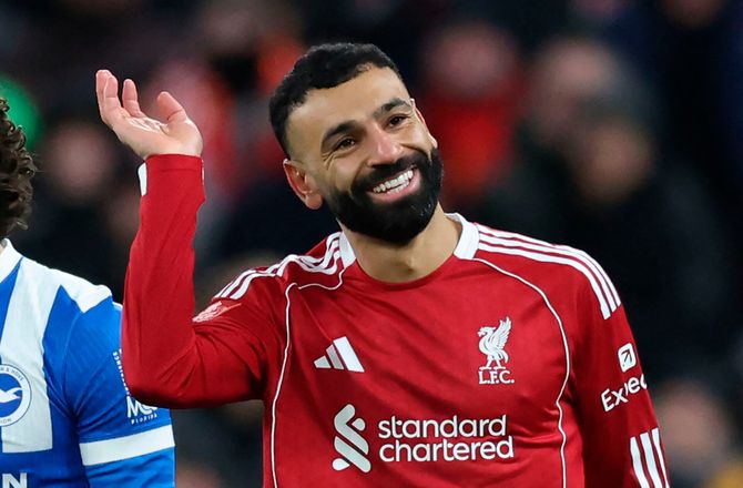 Premier League -Salah og Isak starter i Merseyside-derby
