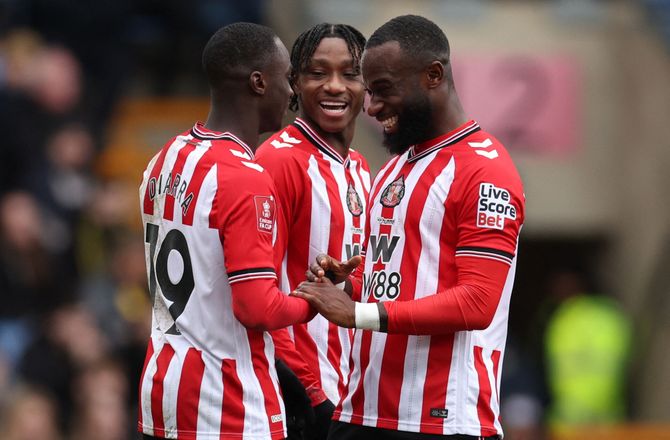 FA Cup -Fulham og Sunderland pligtsejrede