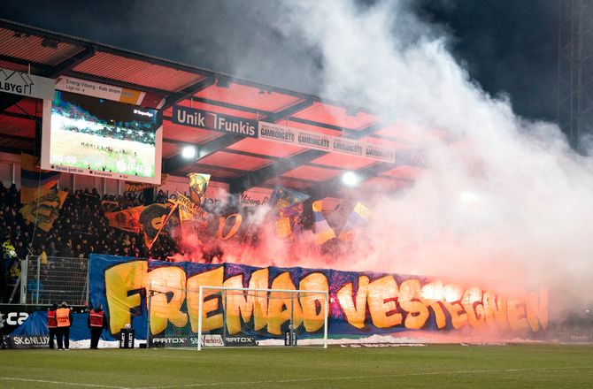 3F Superliga -Pyro koster Brøndby 60.000 kroner 