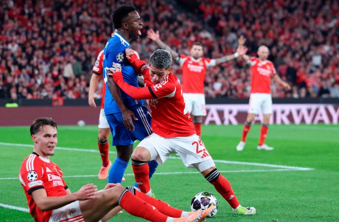 Champions League -Benfica straffer fem fans efter racisme