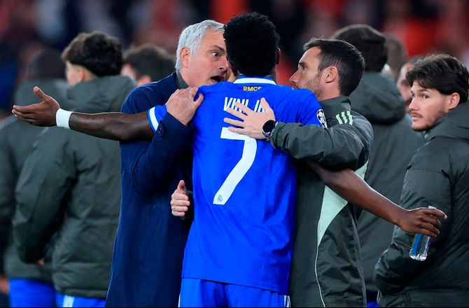 Champions League -Arbeloa om Vinicius-drama: Spørg Benfica-spilleren