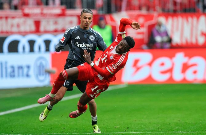 Bundesliga -Uheldige Alphonso Davies pådrog sig ny skade