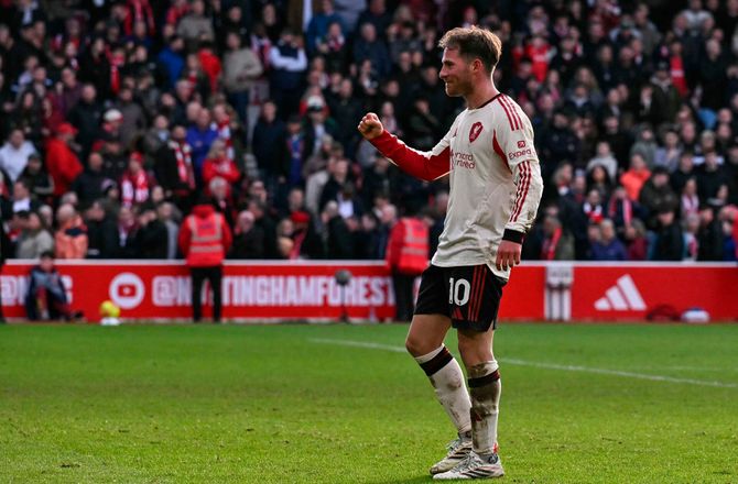 Premier League -Liverpool-helt har blandede følelser