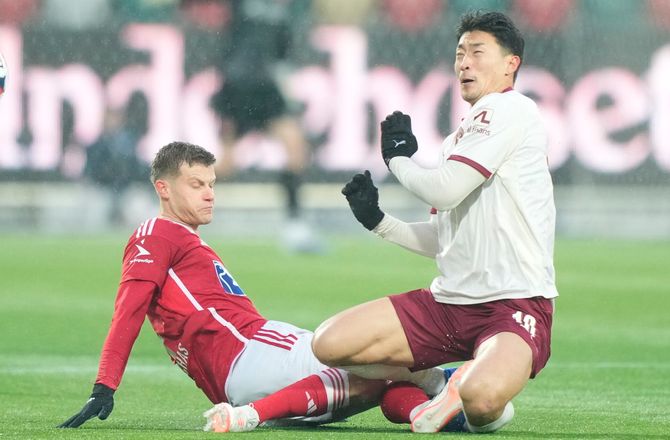 3F Superliga -Cho ramt på knæet: Han kunne ikke løbe