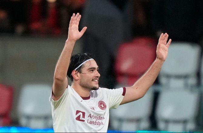 VM kval. UEFA -Aral Simsir udtaget til tyrkisk skæbnekamp