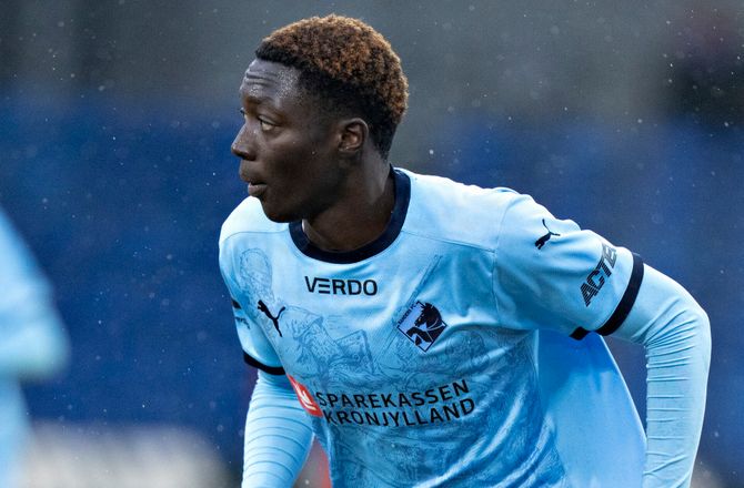 3F Superliga -Randers-chef bekræfter: Tæt på salg af ungt talent