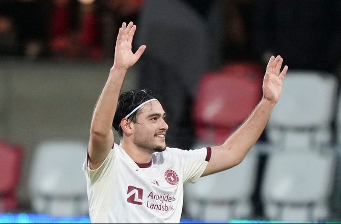 SüperLig -Trabzonspor afslører Simsirs millionløn