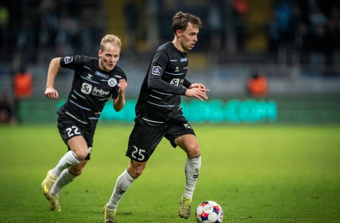 Allsvenskan -Bekræftet: Agger rykker til Sverige