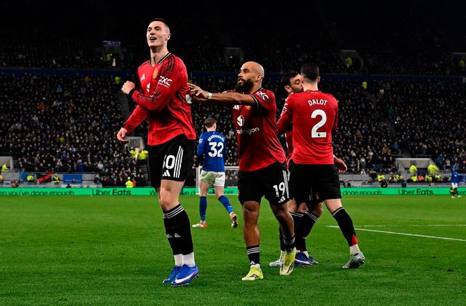 Premier League -Sesko får chancen fra start mod Palace