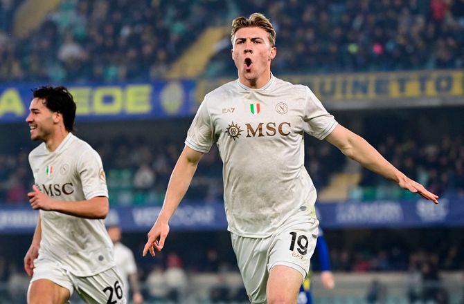Serie A -Højlund starter for Napoli