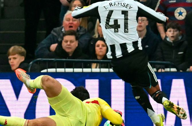 Premier League -Lammens om Ramsey-rødt: Ledte efter kontakten