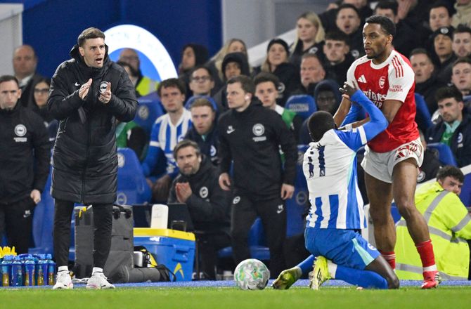 Premier League -Hurzeler raser over Arteta-stil: Behov for tydeligere regler