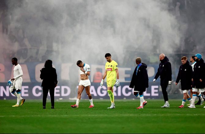 Coupe de France -Efter pyro på banen: Marseille-træner accepterer skuffelsen