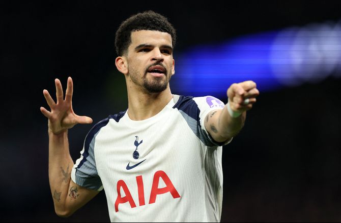 International -Medie: Solanke kan misse VM