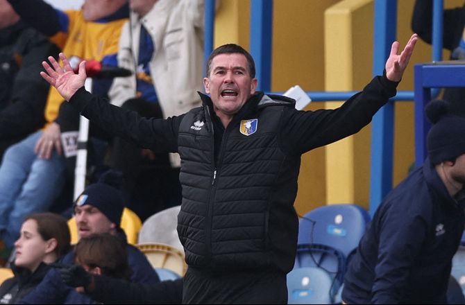 FA Cup -Nigel Clough letter på hatten: En rigtig pokalkamp
