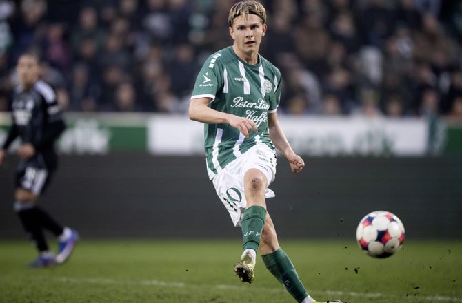 3F Superliga -Jørgensen mærker interessen: Må have gjort noget godt