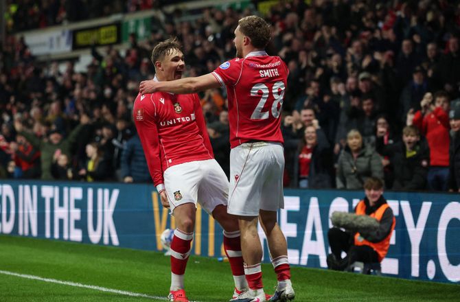 Championship -Wrexham hentede tiltrængt sejr i løvens hule
