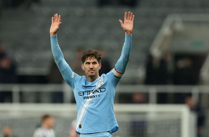 Premier League -Officielt: John Stones er færdig i City