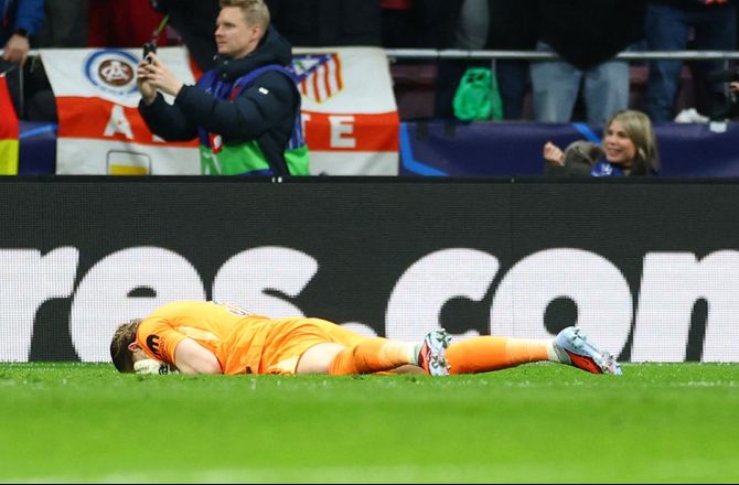 Champions League -Simeone om Kinsky-fadæse: Ikke mit problem 