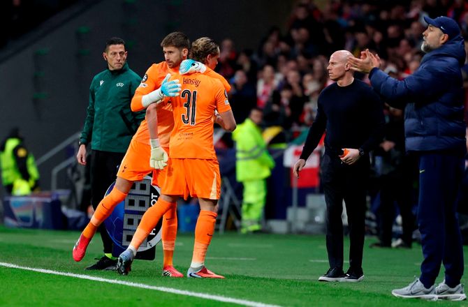 Champions League -Avis: Spurs-keeper vil væk efter skrækkamp