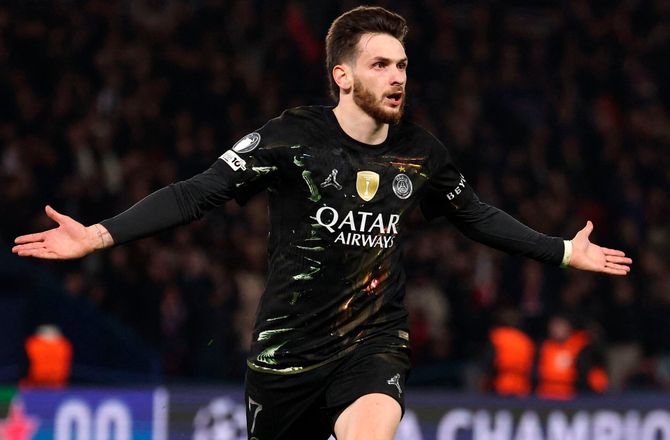 Premier League -Medie: Arsenal lurer på Kvaratskhelia