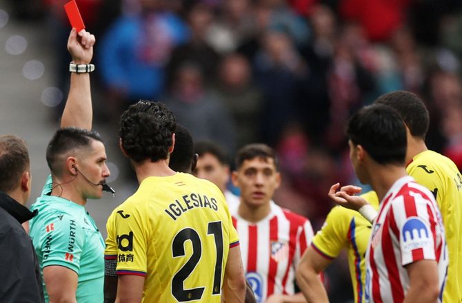 La Liga -Hev fat i ædlere dele: Skørt rødt kort da Atlético nedlagde bysbørn