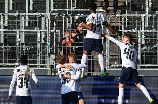 3F Superliga -SLUT: FCM - FCN minut for minut