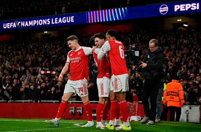 Champions League -Hjulmand ude af CL: Arsenal sejrede sikkert