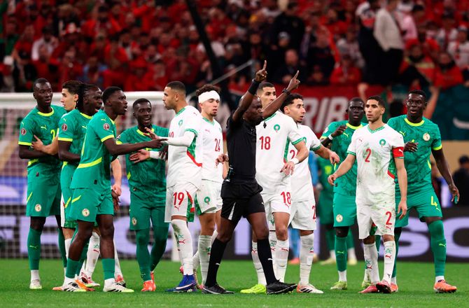 Africa Cup of Nations -Marokkos fodboldforbund udtaler sig efter AFCON-bombe